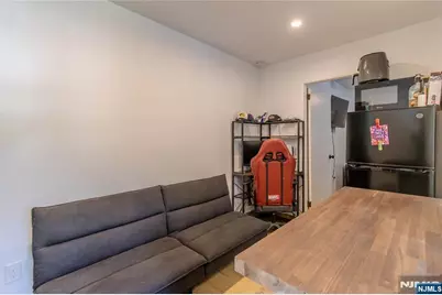 923 Ringwood Avenue 2 #2, Wanaque, NJ 07420 - Photo 7