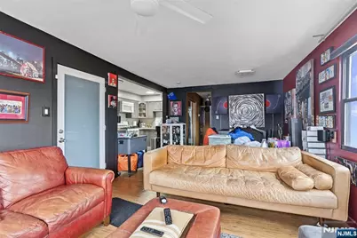 82 Garfield Avenue, Jersey City, NJ 07305 - Photo 7