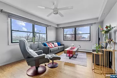 82 Garfield Avenue, Jersey City, NJ 07305 - Photo 13