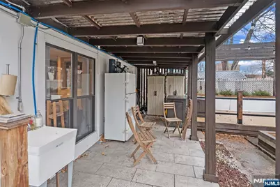 82 Garfield Avenue, Jersey City, NJ 07305 - Photo 31