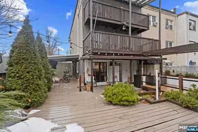 82 Garfield Avenue, Jersey City, NJ 07305 - Photo 29