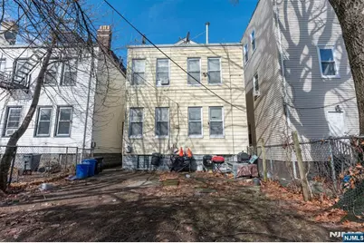 208 19th Street, East Orange, NJ 07017 - Photo 23