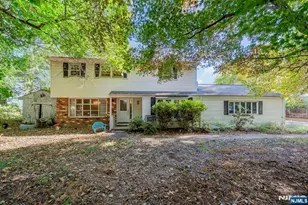 75 Cherokee Ave, Allendale, NJ 07401 - Photo 1