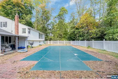 75 Cherokee Avenue, Allendale, NJ 07401 - Photo 27