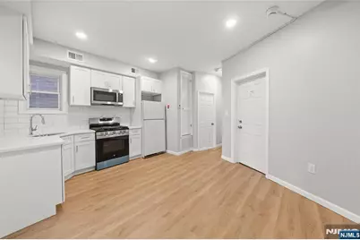 53 Henry Street D1 #D1, Passaic, NJ 07055 - Photo 7