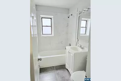 218 Prospect Avenue 3B #3B, Hackensack, NJ 07601 - Photo 7