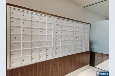 807 Hudson Park, Edgewater, NJ 07020 - Photo 21