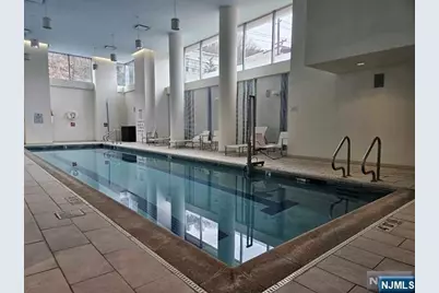 807 Hudson Park, Edgewater, NJ 07020 - Photo 23