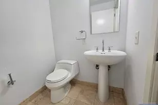 807 Hudson Park, Edgewater, NJ 07020 - Photo 9