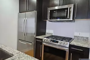 807 Hudson Park, Edgewater, NJ 07020 - Photo 3