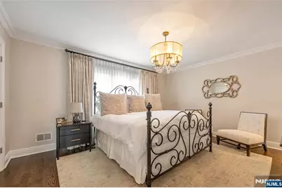 534 Brandon Place, Cliffside Park, NJ 07010 - Photo 19