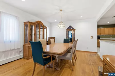 179 Fern Avenue, Lyndhurst Township, NJ 07071 - Photo 9