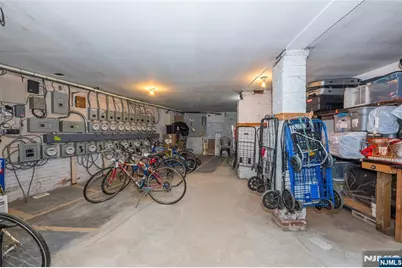 787 Summit Avenue 11 #11, Jersey City, NJ 07307 - Photo 19