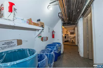 787 Summit Avenue 11 #11, Jersey City, NJ 07307 - Photo 23