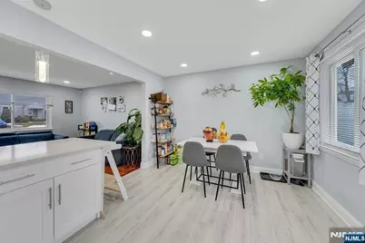 50 Henry Street, Hasbrouck Heights, NJ 07604 - Photo 11