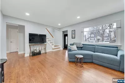 50 Henry Street, Hasbrouck Heights, NJ 07604 - Photo 7