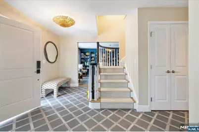 26 Laurie Drive, Englewood Cliffs, NJ 07632 - Photo 3