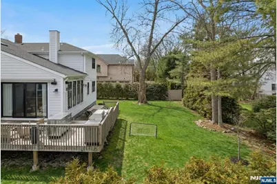 26 Laurie Drive, Englewood Cliffs, NJ 07632 - Photo 29