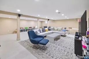 26 Laurie Dr, Englewood Cliffs, NJ 07632 - Photo 27