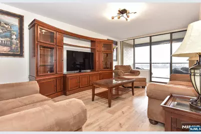 9060 Palisade Avenue 1003 #1003, North Bergen, NJ 07047 - Photo 13