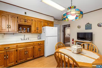 7 Delafield Avenue, Rutherford, NJ 07070 - Photo 9