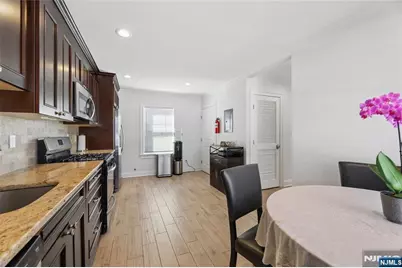 53 Crest Street, Westwood, NJ 07675 - Photo 9