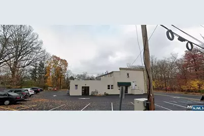 398 S Livi Livingston Avenue, Livingston, NJ 07039 - Photo 3