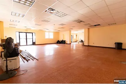 398 S Livingston Avenue, Livingston, NJ 07039 - Photo 7