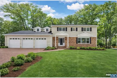 5 Pin Oak, West Caldwell, NJ 07006 - Photo 1