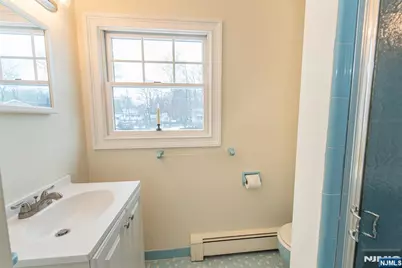 5 Pin Oak, West Caldwell, NJ 07006 - Photo 31