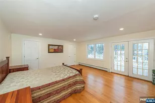 5 Pin Oak, West Caldwell, NJ 07006 - Photo 15