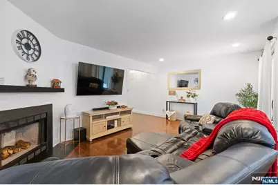 42 Lexington Lane E #E, West Milford, NJ 07480 - Photo 9