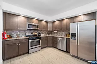 42 Lexington Ln E, West Milford, NJ 07480 - Photo 11