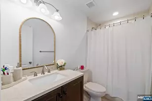 42 Lexington Ln E, West Milford, NJ 07480 - Photo 21