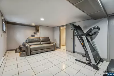 32 Fairview Place, Belleville, NJ 07109 - Photo 9