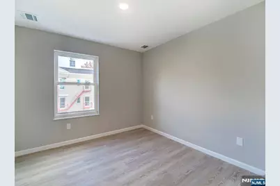 32 N 14th Street, Newark, NJ 07107 - Photo 17