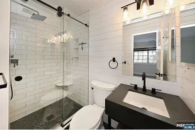 708 Thoreau Court, Mahwah, NJ 07430 - Photo 17