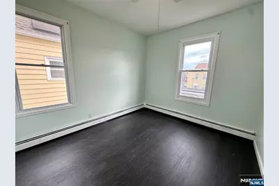 318 Ampere Parkway 2nd Floor #2nd Floor, Bloomfield, NJ 07003 - Photo 11