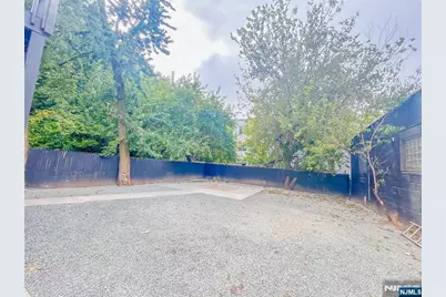 413 S 16th Street, Newark, NJ 07103 - Photo 5