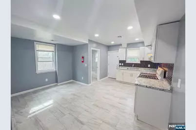 413 S 16th Street, Newark, NJ 07103 - Photo 21