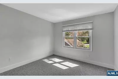 153 Oldwoods Court, Mahwah, NJ 07430 - Photo 27