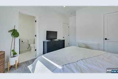 299A 7th Avenue, Newark, NJ 07107 - Photo 23