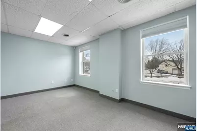 573 Valley Road 5 #5, Wayne, NJ 07470 - Photo 13