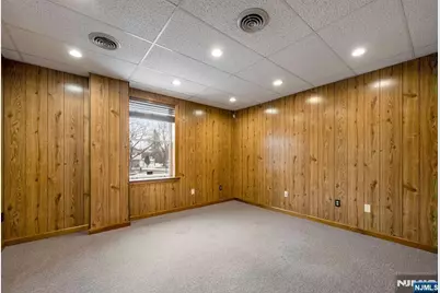 573 Valley Road 5 #5, Wayne, NJ 07470 - Photo 17