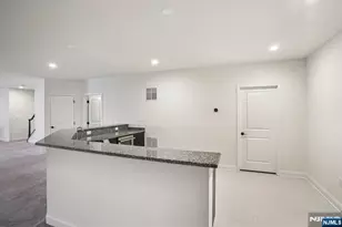 281 Crescent Ave, Mahwah, NJ 07430 - Photo 45