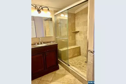 600 Pulis Pulis, Mahwah, NJ 07430 - Photo 11