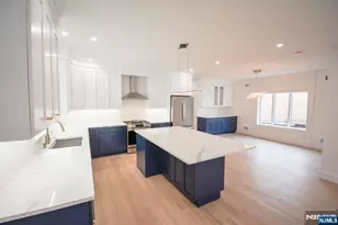 28 Prospect St, Palisades Park, NJ 07650 - Photo 3