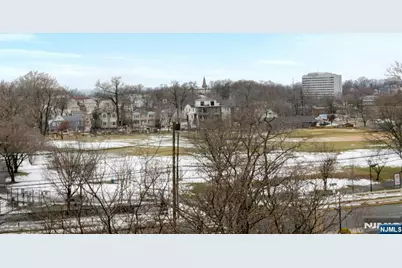 2000 Linwood Avenue 5A #5A, Fort Lee, NJ 07024 - Photo 21