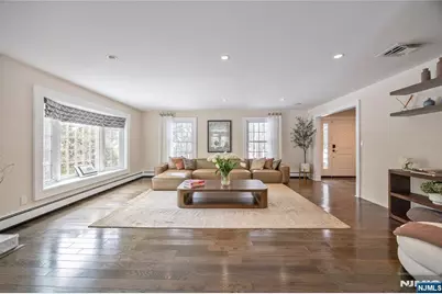 202 Chestnut Ridge Road, Saddle River, NJ 07458 - Photo 9
