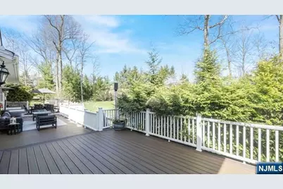 202 Chestnut Ridge Road, Saddle River, NJ 07458 - Photo 47
